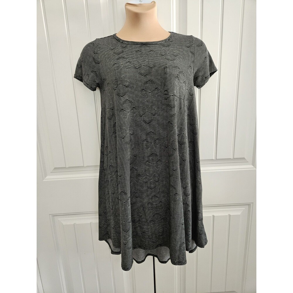 Disney X LulaRoe Minnie Mouse Sublimation Carly With Pocket Size S